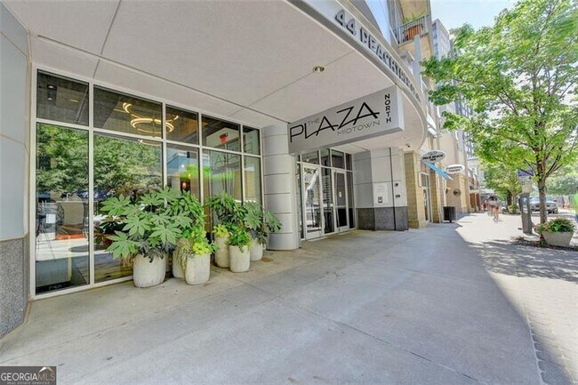 Foto del edificio - 44 Peachtree Pl NE