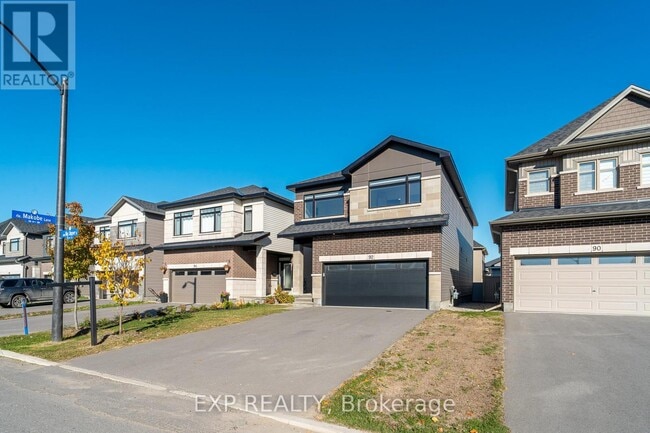 Building Photo - 92 Big Dipper St