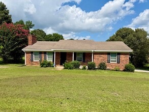 Building Photo - 66 Kipling Dr