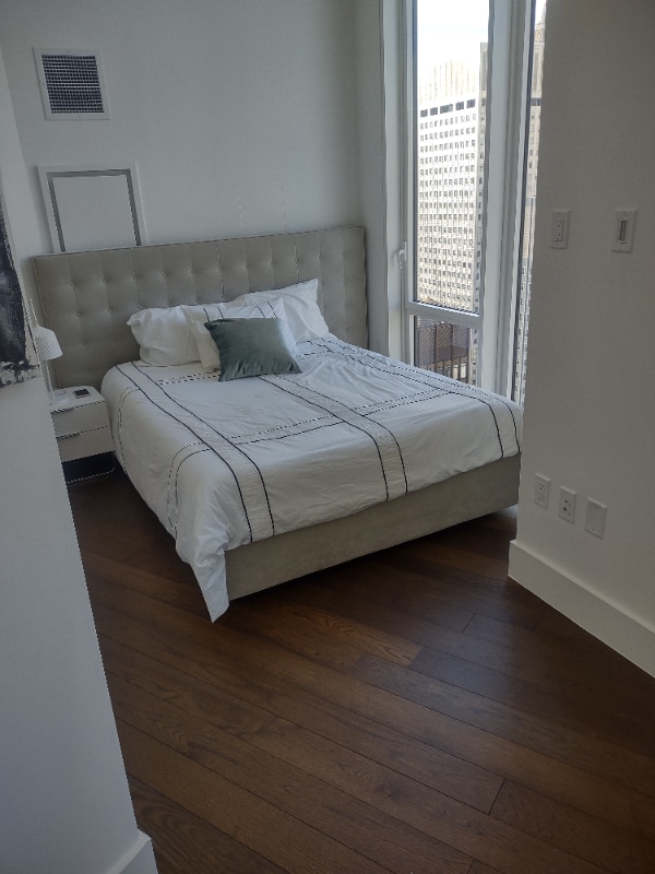 Photo - E. 44th St ,3rd Ave Apartment