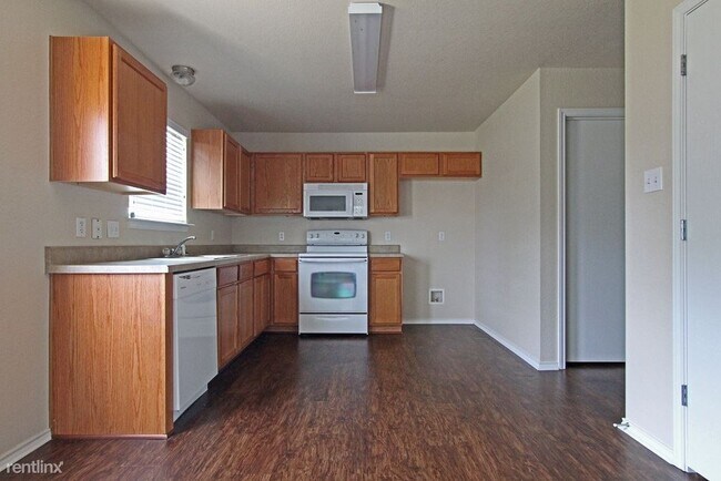 Foto del edificio - 3 br, 2.5 bath House - 1115 Madison