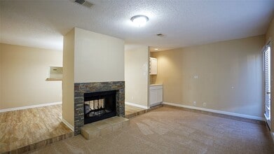 Building Photo - 2277 S Kirkwood Rd