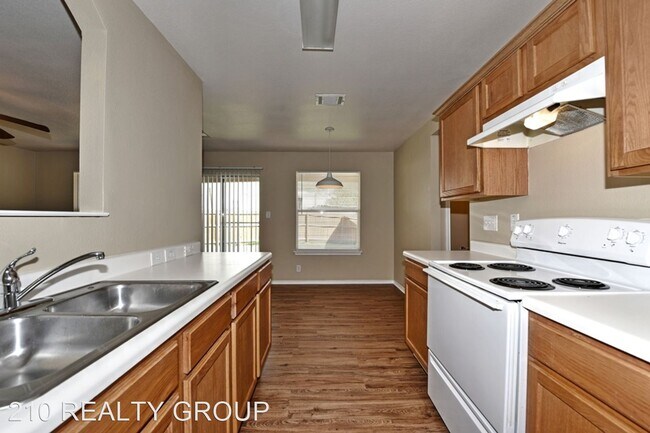 Building Photo - 3 br, 2.5 bath House - 14210 DUSKY THRUSH