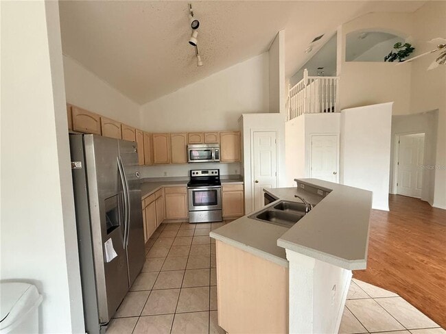Building Photo - 2918 Blooming Alamanda Loop