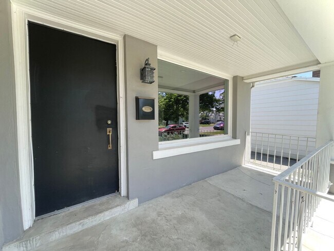 Foto del edificio - 2 Bed 2 Bath Provo House