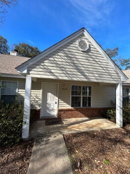 Building Photo - Upgraded 2 bed/ 2 bath