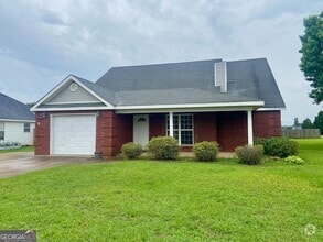 Building Photo - 225 Wembley Dr