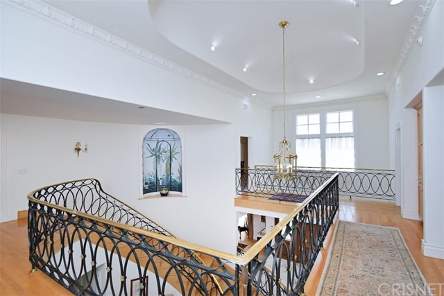 Building Photo - 6030 Woodland View Dr
