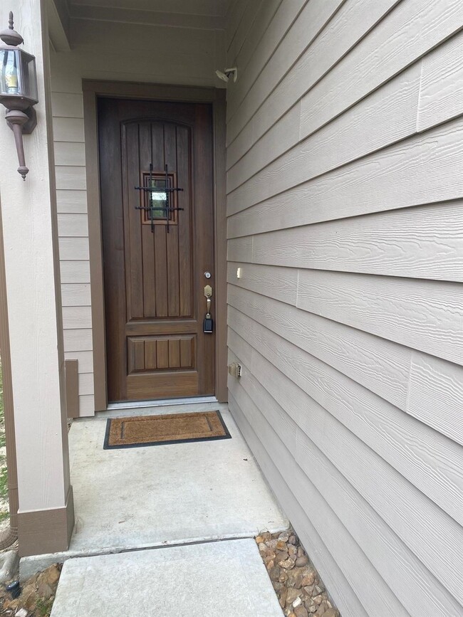 Foto del edificio - 102 Aventura Pl