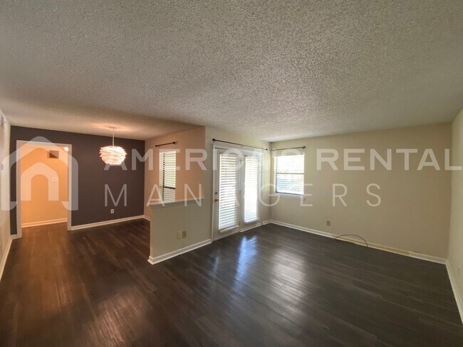 Foto del edificio - Apartment for Rent in Hoover! Available to...