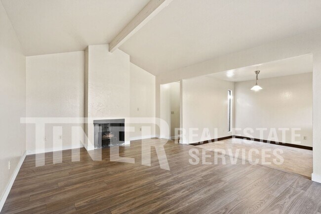 Foto del edificio - 9282 Corinthian Cir