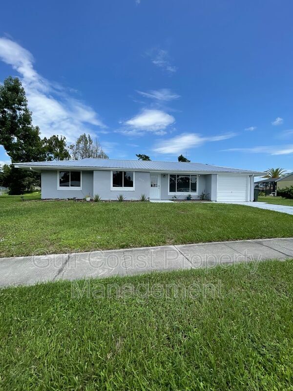 Primary Photo - 3365 Avanti Cir