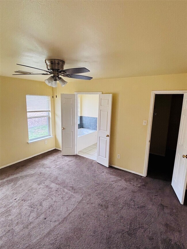 Foto del edificio - 6402 Hayman Dr