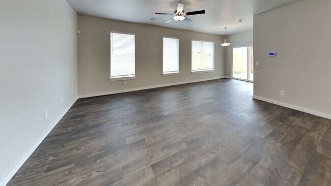 Building Photo - 4 Bedroom 2 Bathroom Home In Arcadia