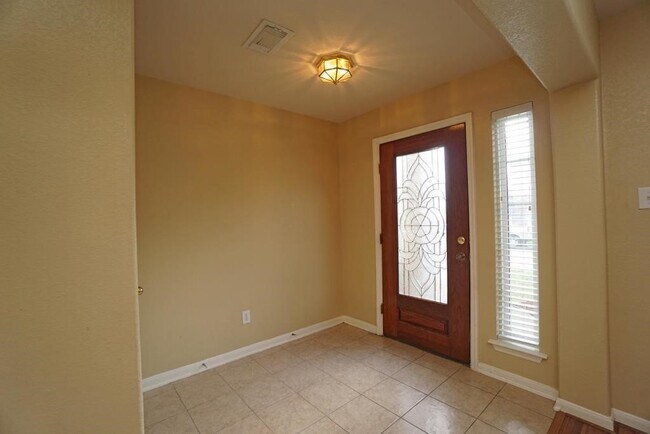 Foto del edificio - 21503 Mt McKinley Way