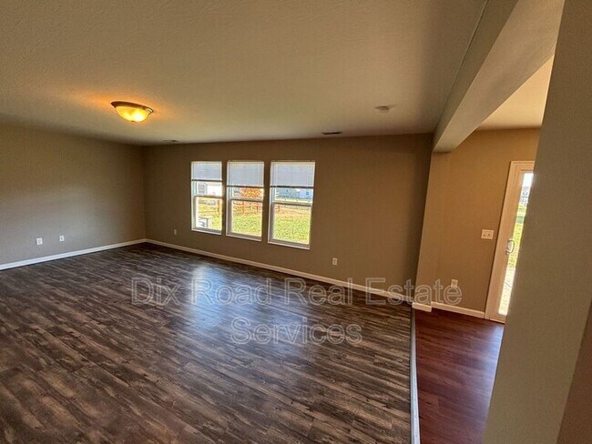 Foto del edificio - 106 Day Pl