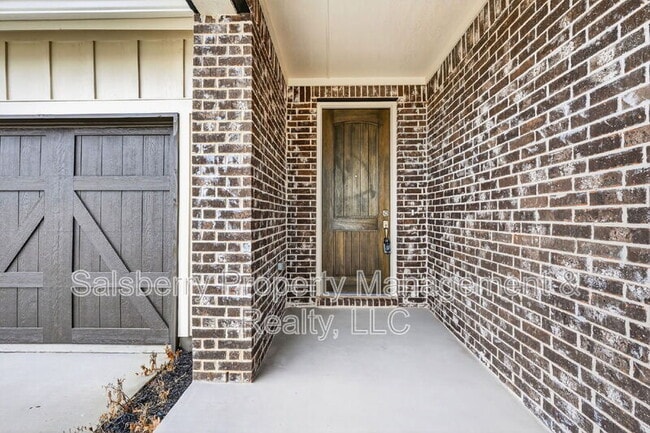 Building Photo - 125 Gallegos Dr