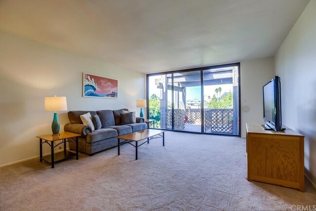 Foto del edificio - 7742 Redlands St
