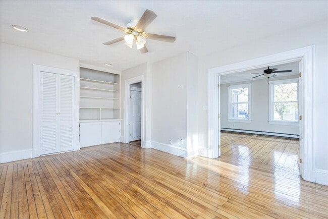 Building Photo - 9 Lapham St