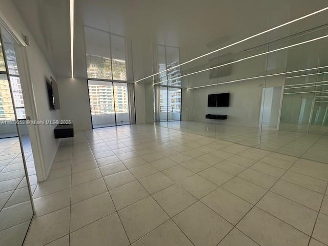 Building Photo - 600 Three Islands Boulevard