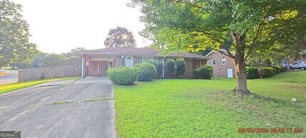 Building Photo - 6580 Runlet Way