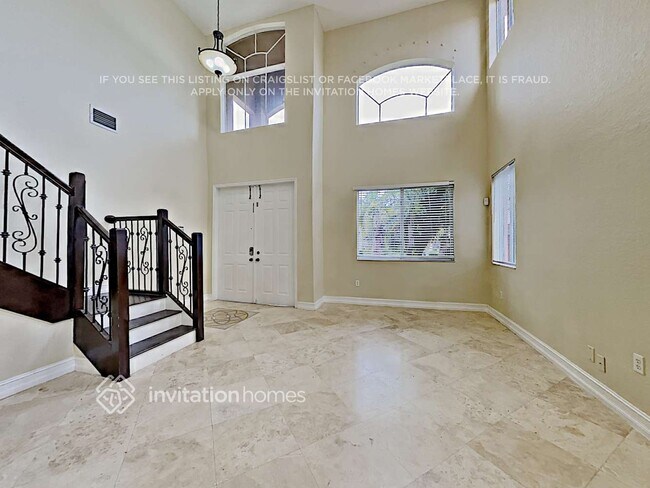 Foto del edificio - 5702 SW 165th Ct