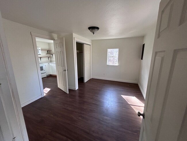 Building Photo - 1 bedroom home