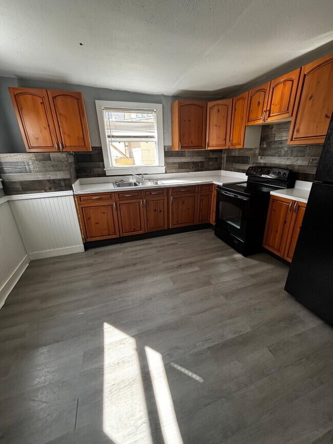 Foto del edificio - 2320 W Walnut St