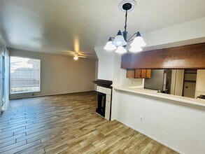 Building Photo - 8030 Sands Point Dr