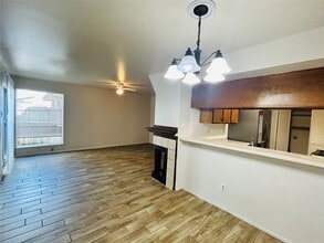 Building Photo - 8030 Sands Point Dr