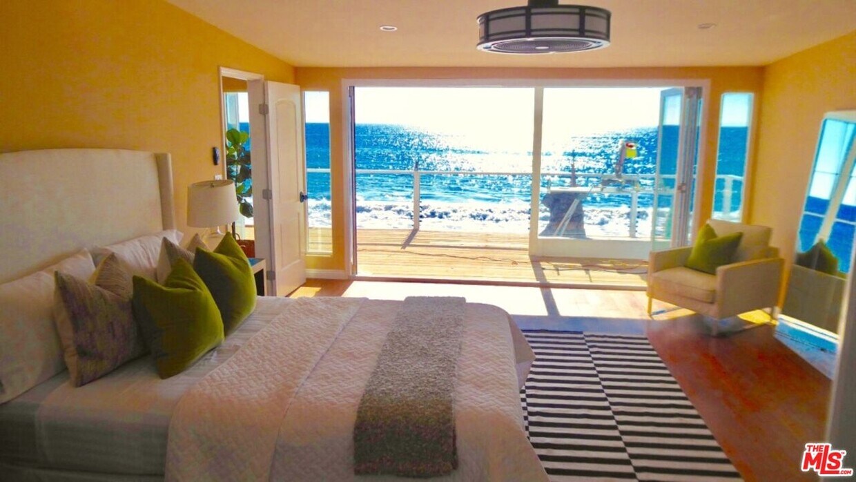 Foto principal - 25164 Malibu Rd