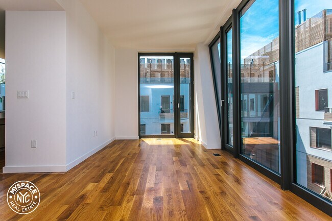 Foto del edificio - 123 Melrose St