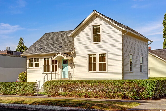 Building Photo - 5403 Maynard Ave S