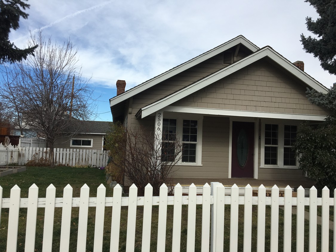 Primary Photo - 2506 Auburn Ave