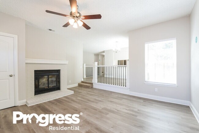 Building Photo - 17704 E Bellewood Dr