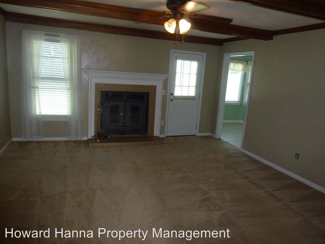 Building Photo - 1332 Gravenhurst Cir
