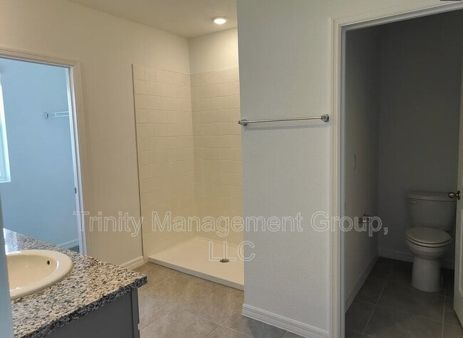 Photo - 10519 Quail Grv Wy House