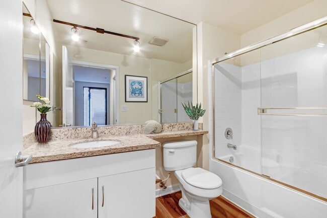 Building Photo - APT PALERMO