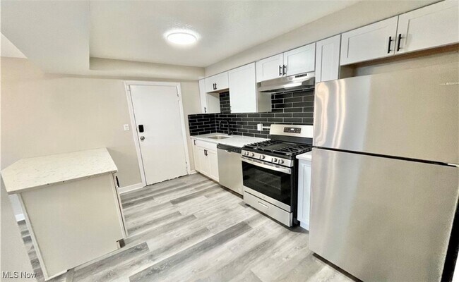 Foto del edificio - 2868 Noble Rd