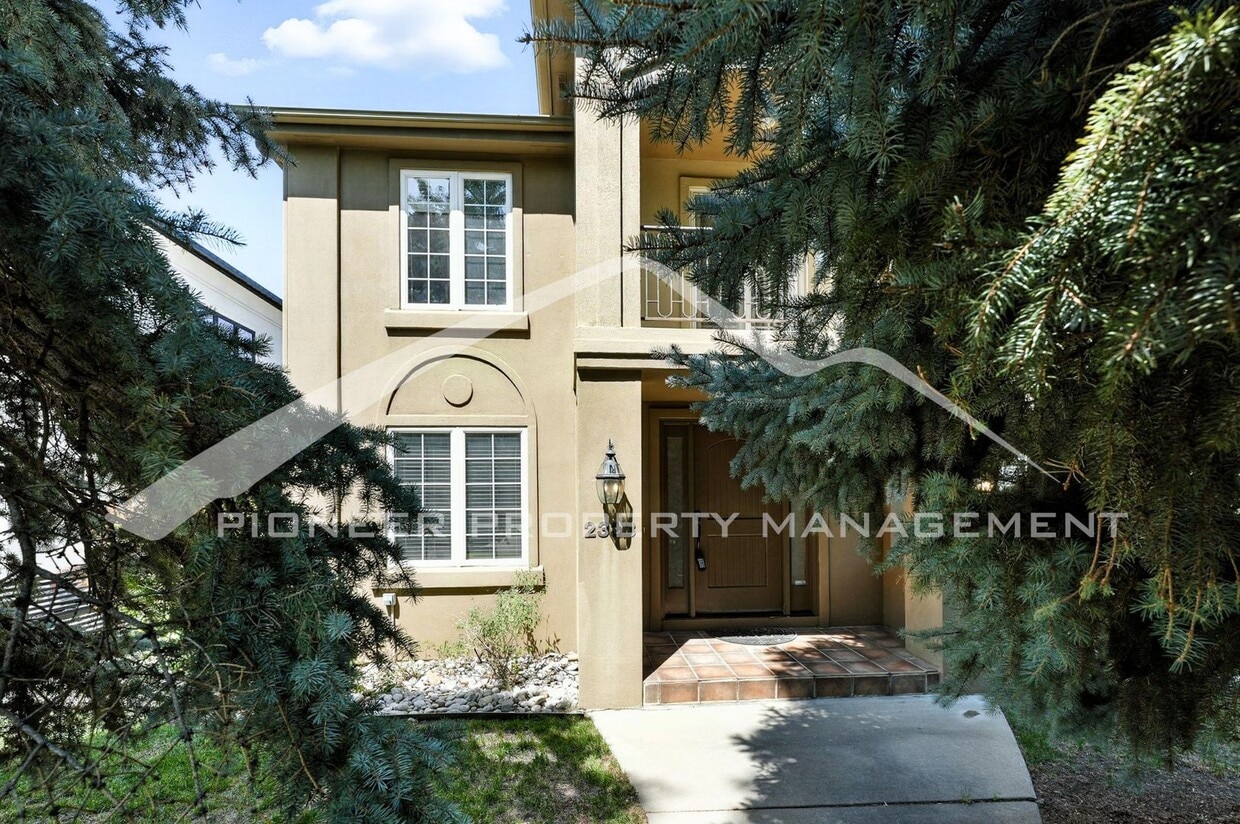 Primary Photo - Luxury Meets Location – Impeccable 5BR Hom...