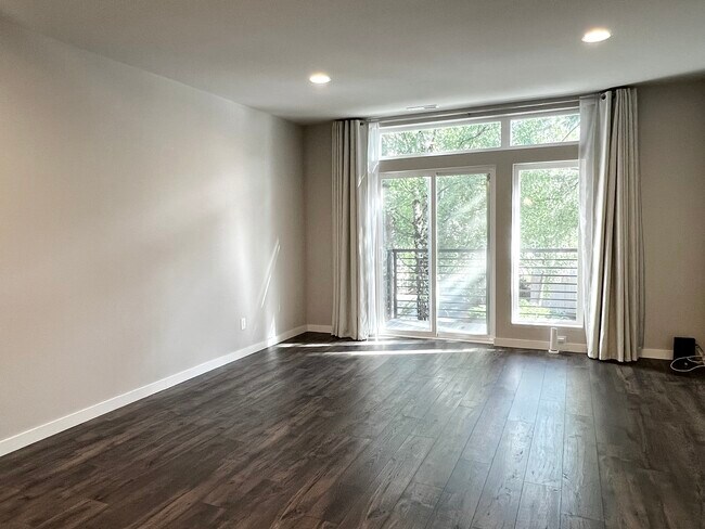 Foto del edificio - 13909 NE 15th Ct