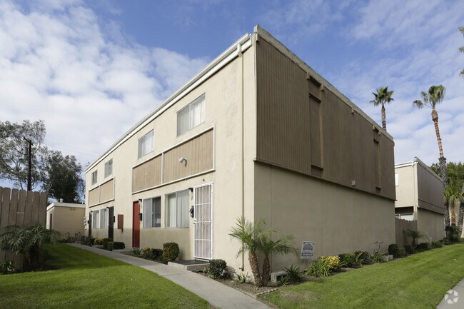 Foto del edificio - Palm Tree Gardens Apartments