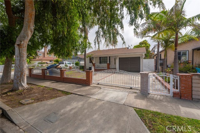 Primary Photo - 1136 Cary Ave