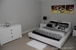 Building Photo - 19355 NE 10th Ave