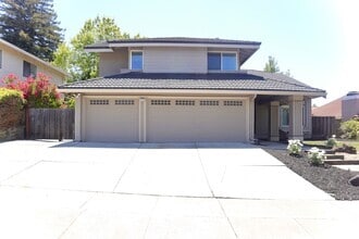 Building Photo - 45185 Onondaga Dr