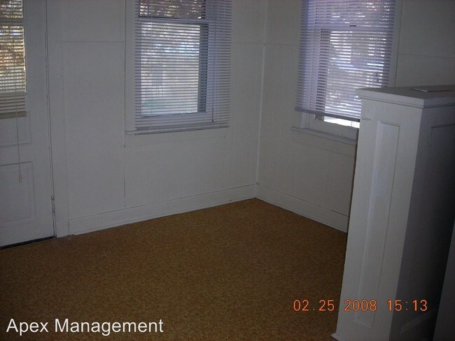 Building Photo - 422 Taylor St