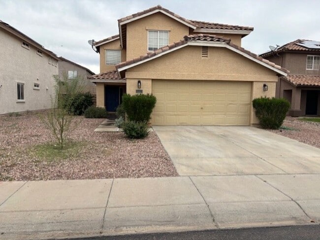 Building Photo - 22066 W Solano Dr