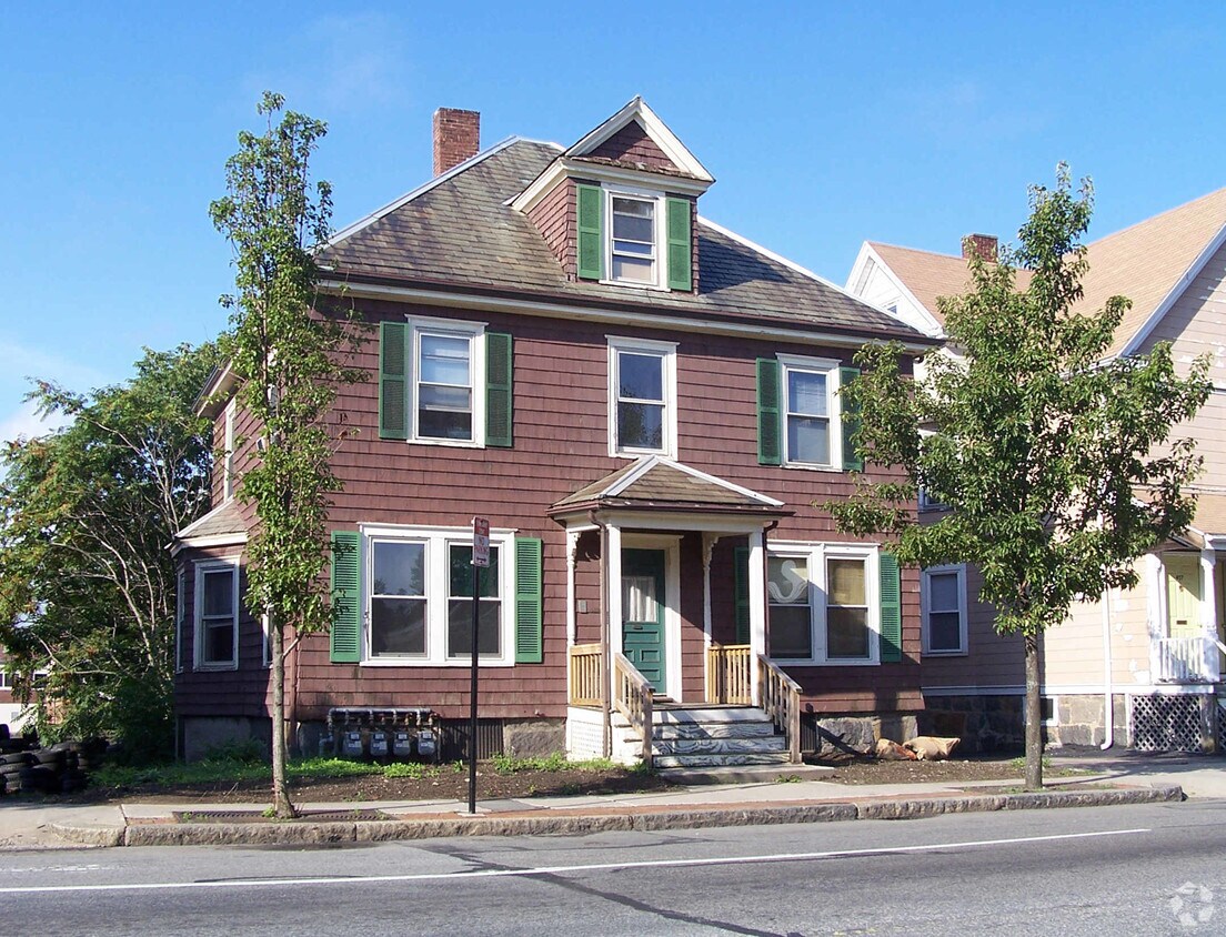 Primary Photo - 459 Hancock St