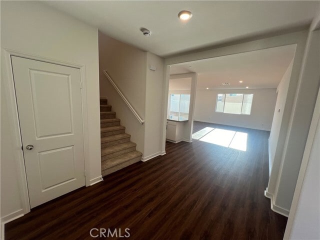 Building Photo - 25783 Branson Dr