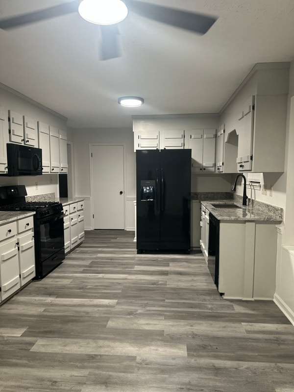 Building Photo - 849 Tall Deer Dr